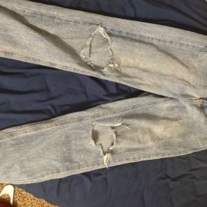 Ripped straight jeans